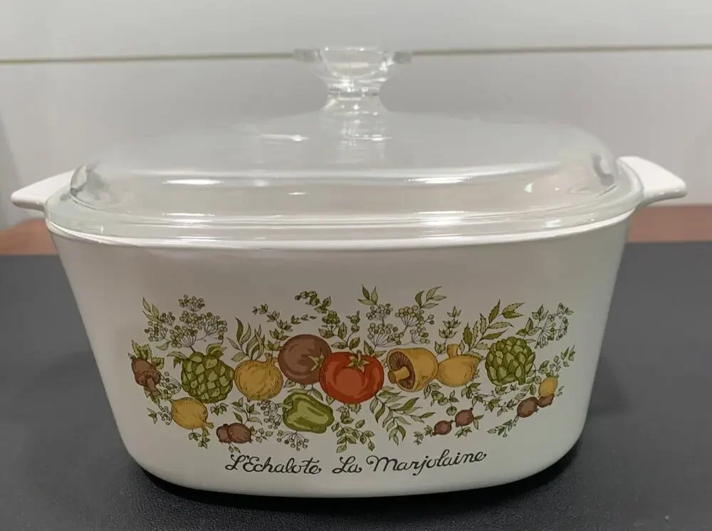 Vtg Pyrex 3 Qt L'Echalote La Marjolaine A-3-B Casserole Dish Spice of Life & Lid